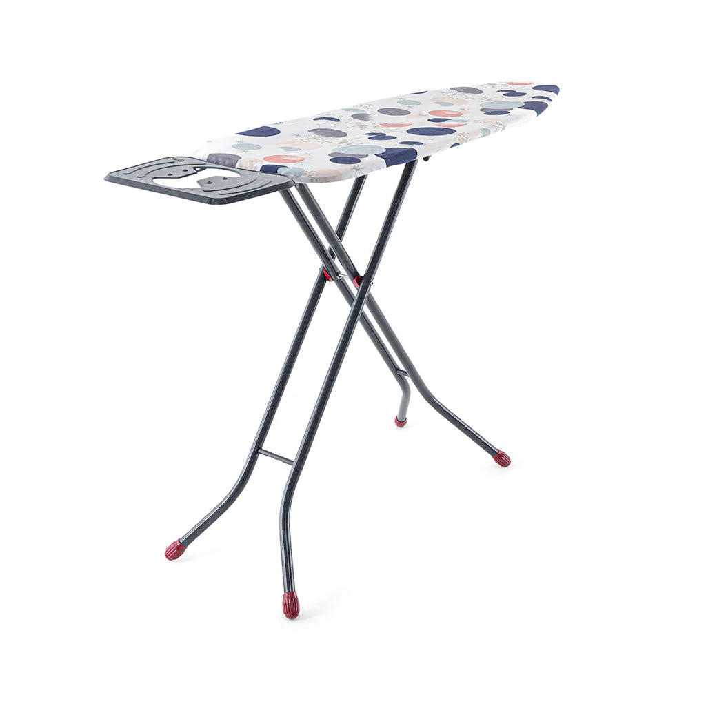 IRONING BOARD PRESENT